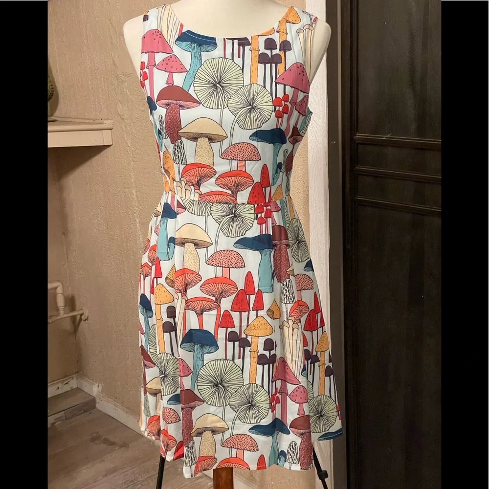 Mushroom Print Dress - Picture 4 of 7